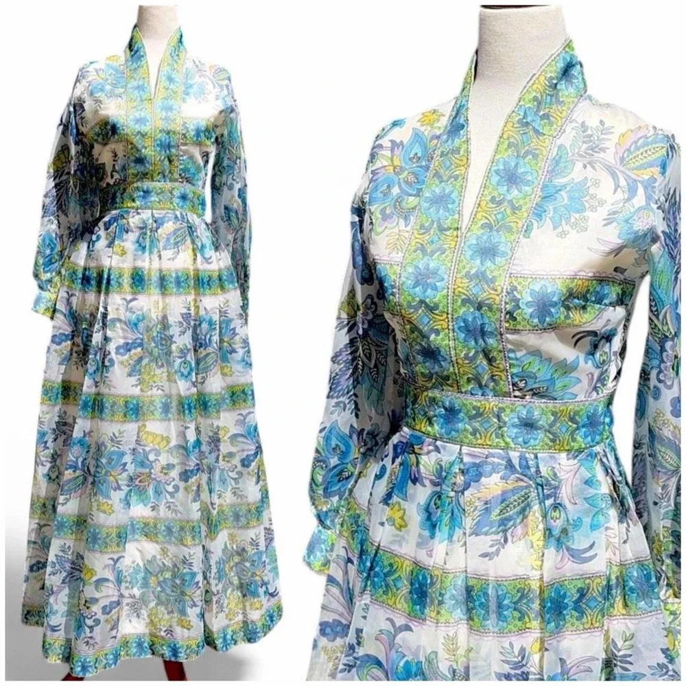 Vintage 70s Floral Maxi Hostess Dress